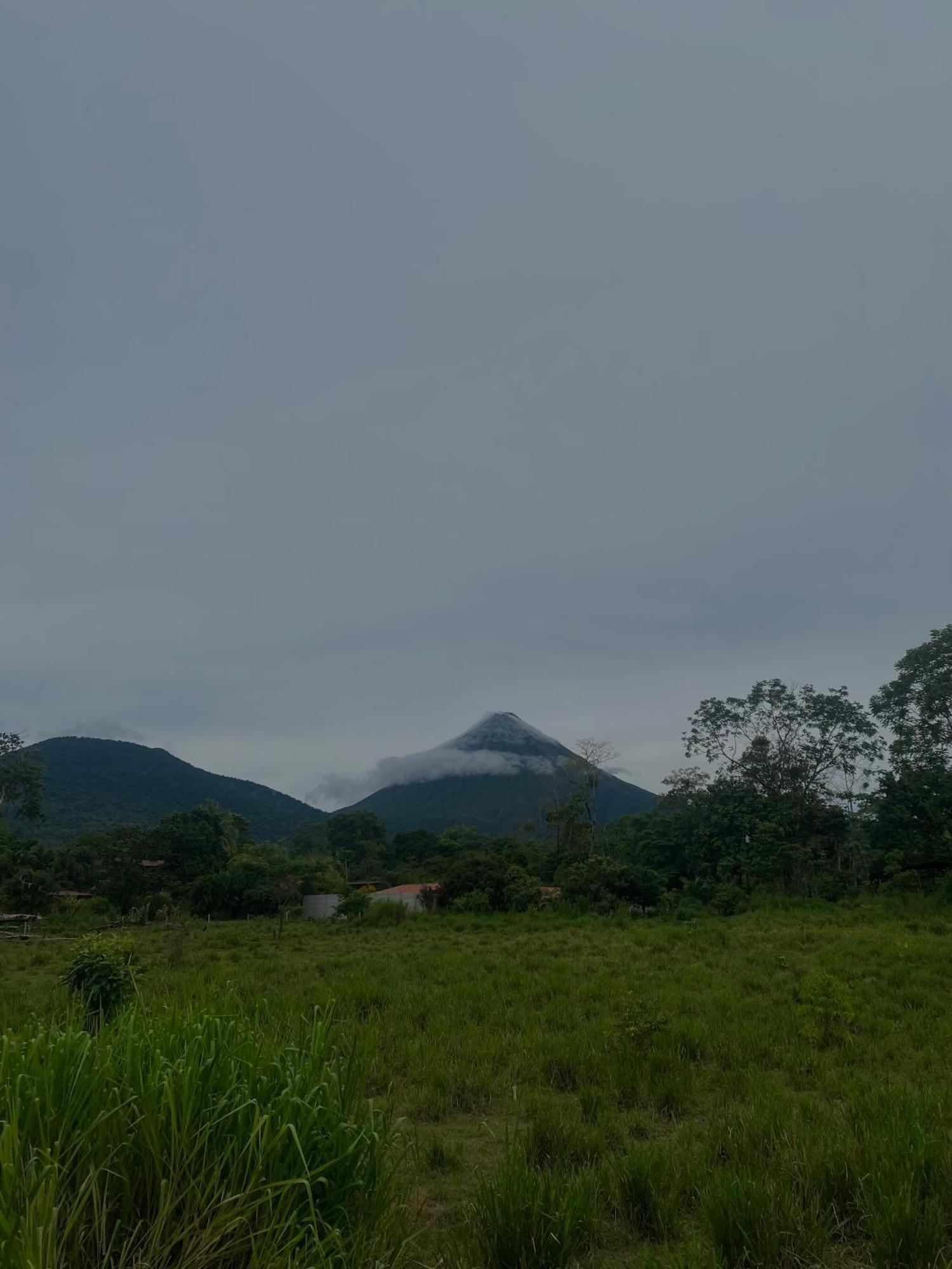 Villas Sapiens Arenal La Fortuna Bagian luar foto